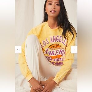 Los Angeles Lakers Vintage Valley Long Long Sleeve Tee Shirt